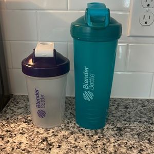 2 Blender Bottles